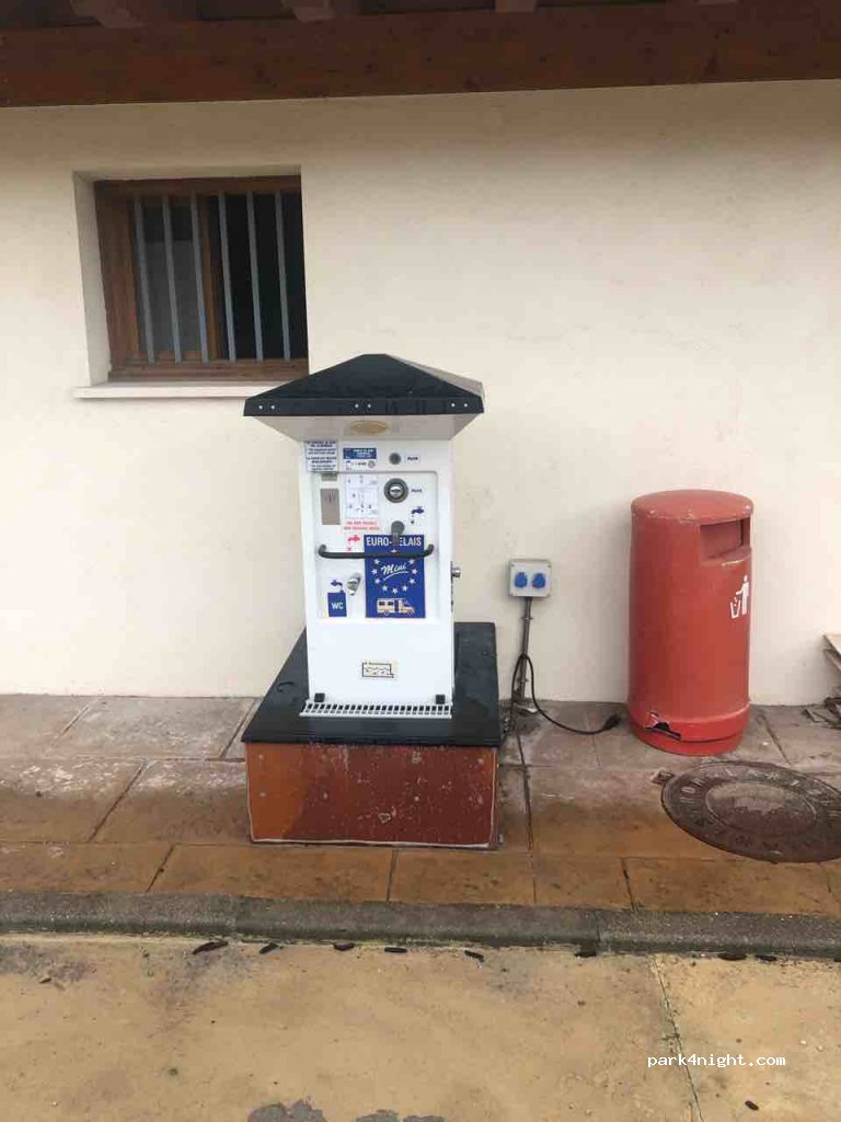 (31630) Zubiri - 56 Calle Río Arga — foto 2