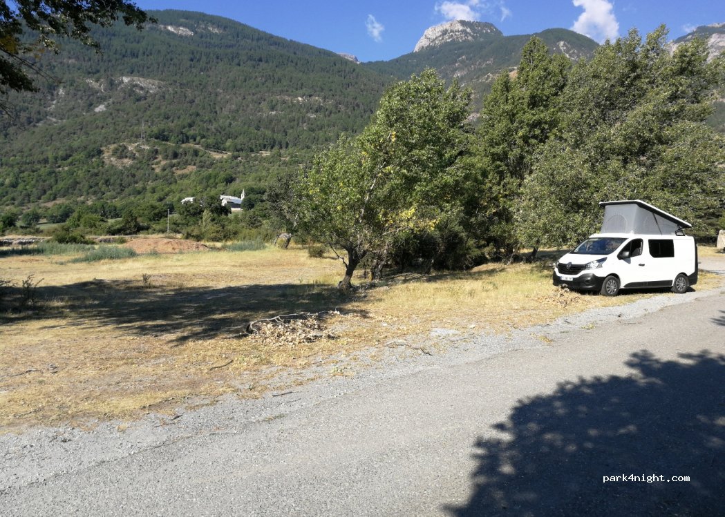 (05600) Saint-Crepin - D138 — foto 2