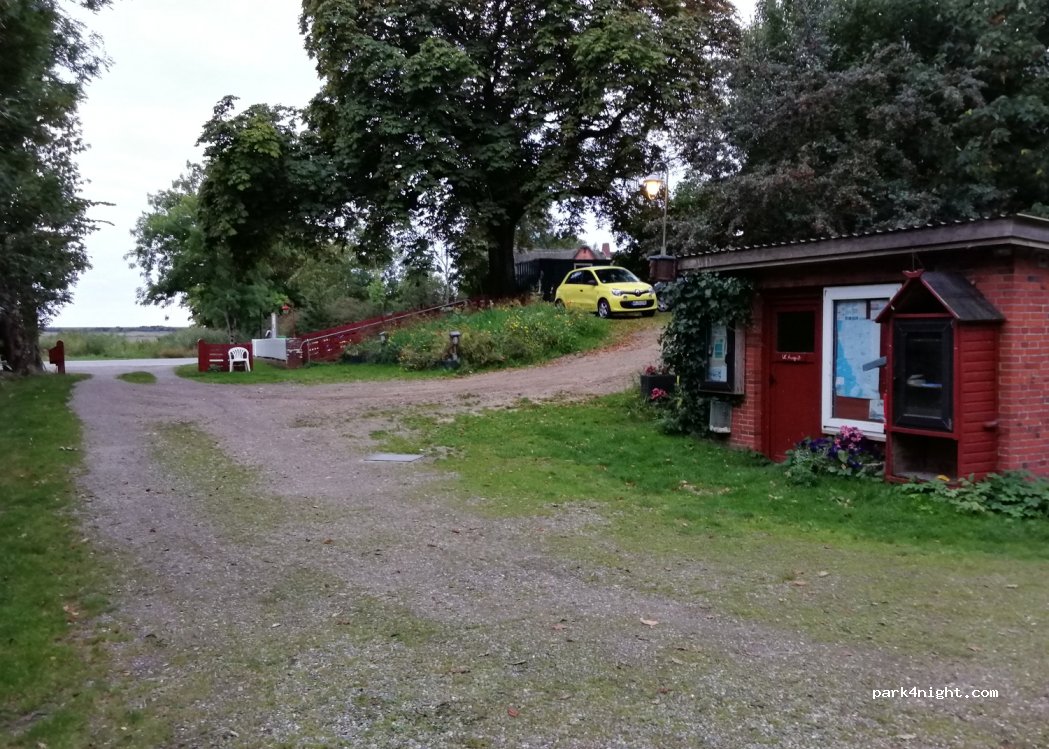Wohnmobilstellplatz Altes Pastorat — foto 2