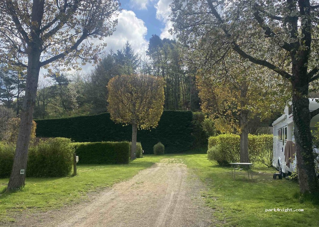 Camping Les Fougeres - Murol Lac Chambon — foto 2