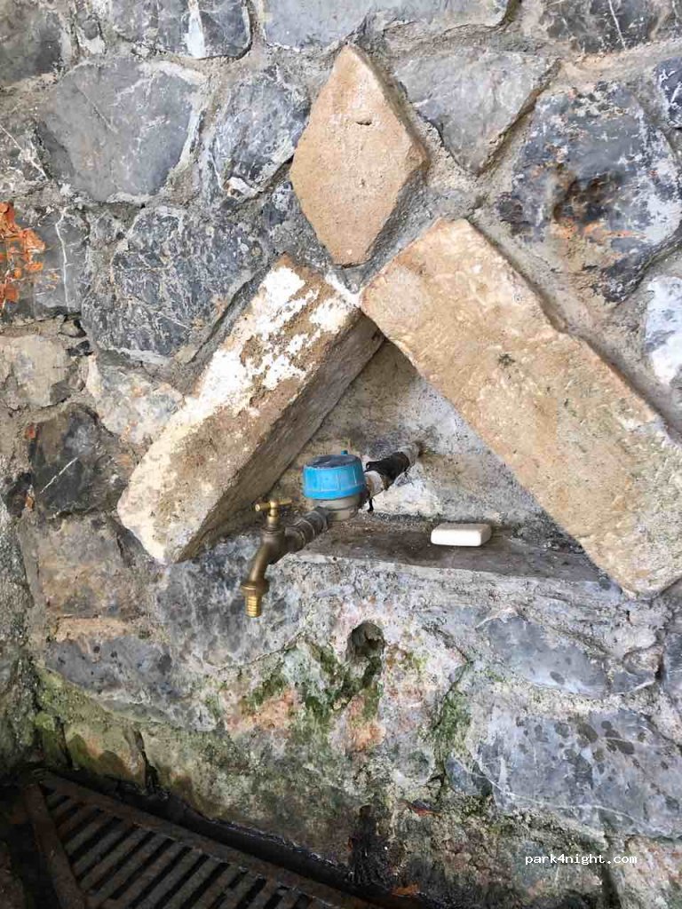 (230 70) Lira - Eparchiaki Odos Monemvasias-Neapolis — foto 2