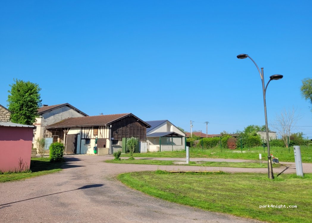 Aire camping-cars des CAILLOTES — foto 2