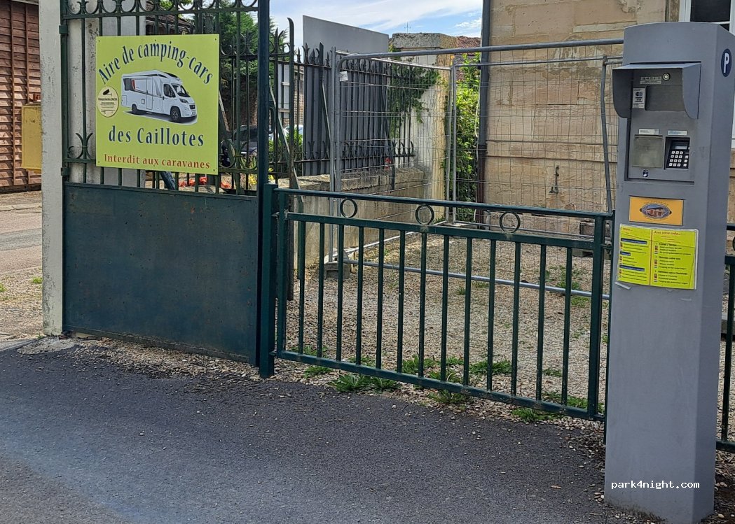 Aire camping-cars des CAILLOTES — foto 4