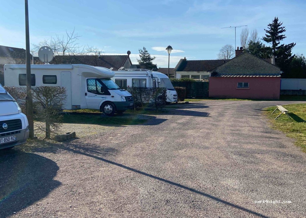 Aire camping-cars des CAILLOTES — foto 5