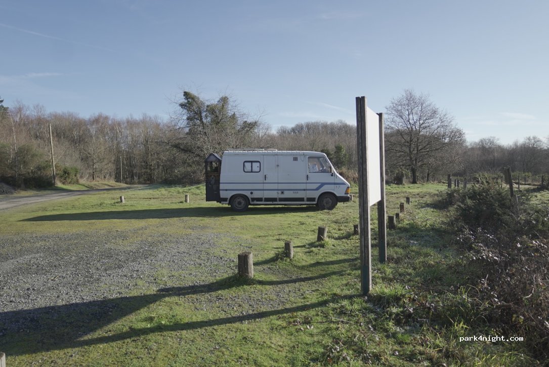 (87800) La Roche-l'Abeille - Unnamed Road — foto 3