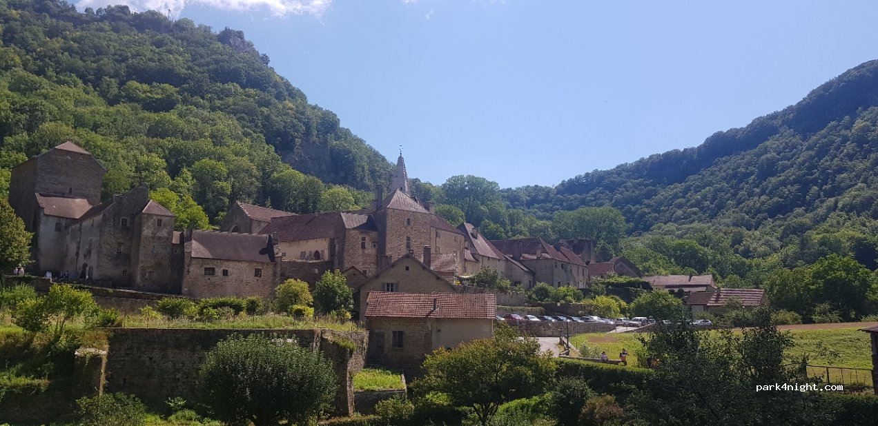 (39570) Baume-les-Messieurs - 3 D70E1 — foto 2