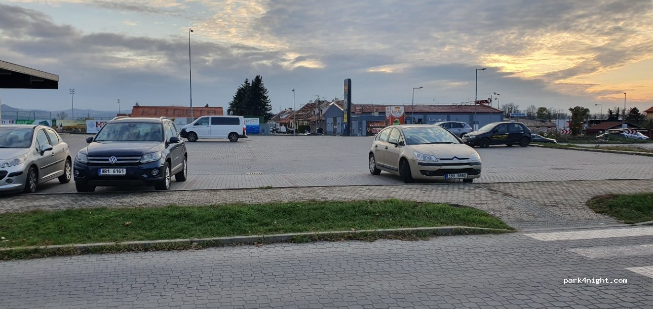 (692 01) Mikulov - 5 Republikánské obrany — foto 2
