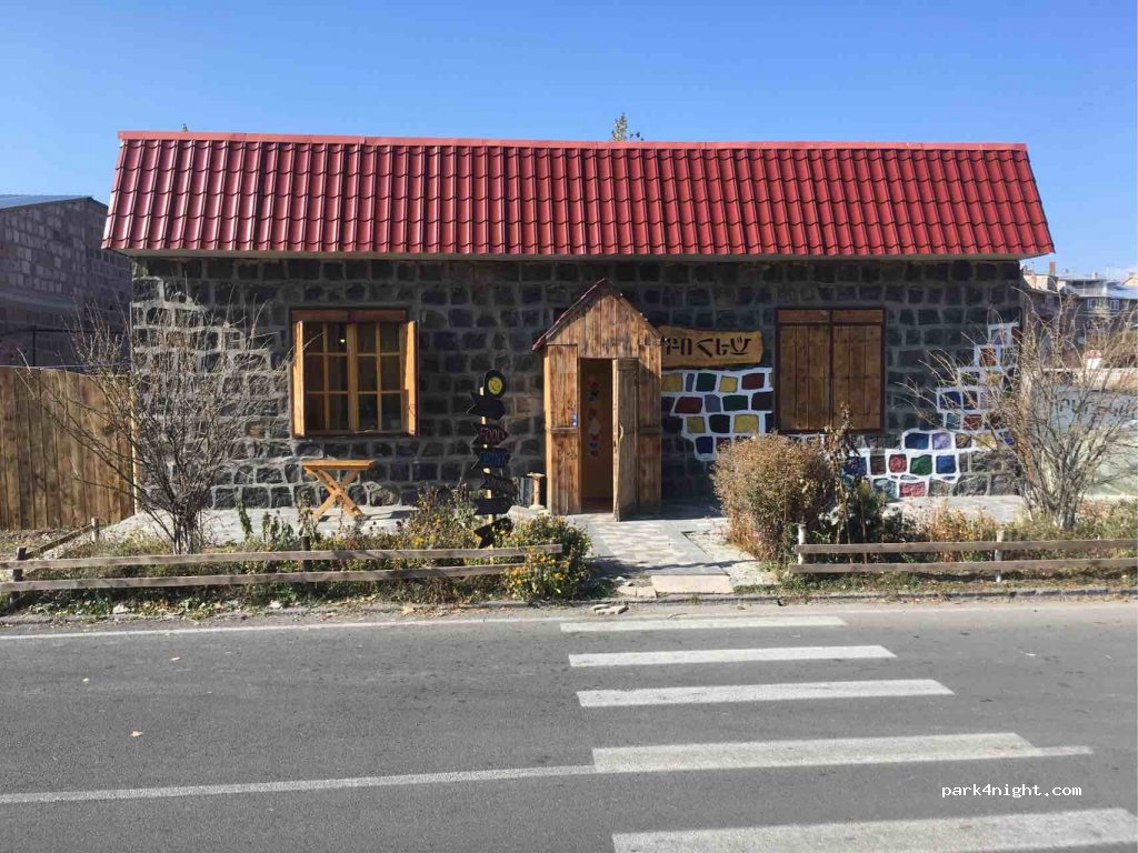 () Sevan - Sayat-Nova Street — foto 2