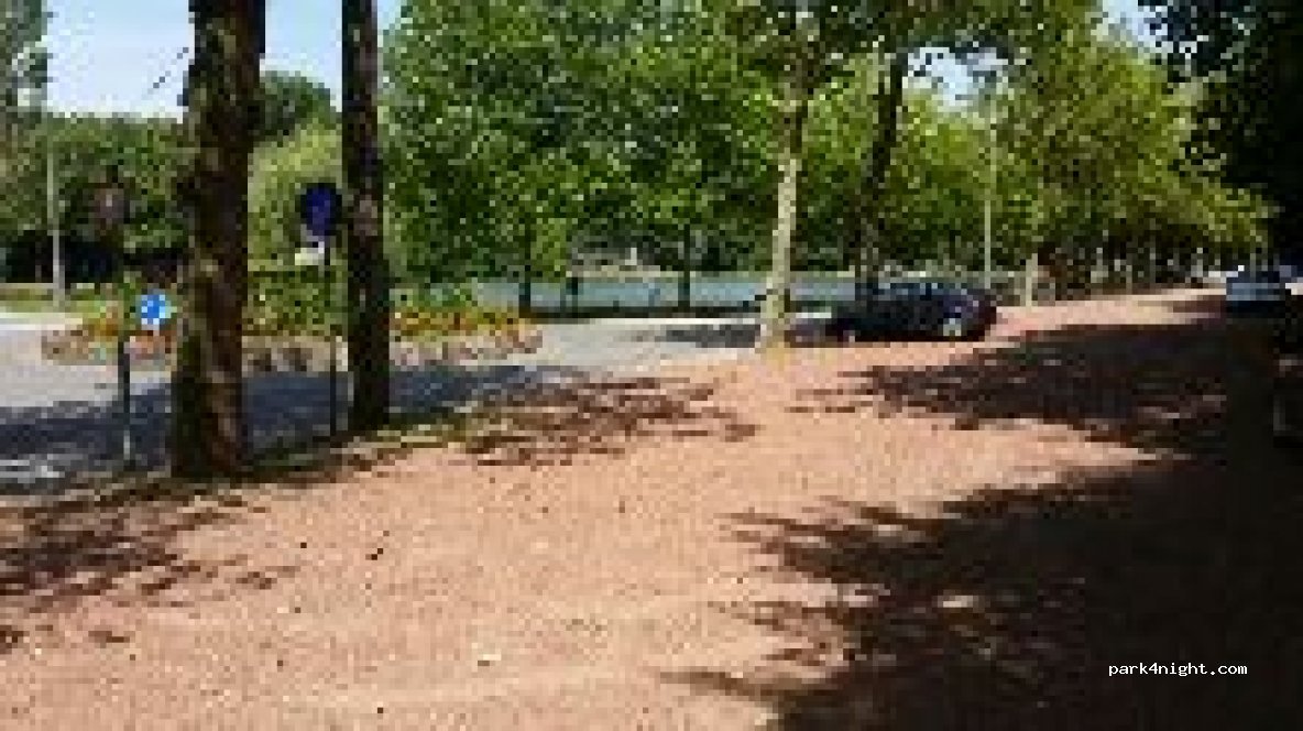 (1400) Nivelles - 1 Avenue J. Mathieu — foto