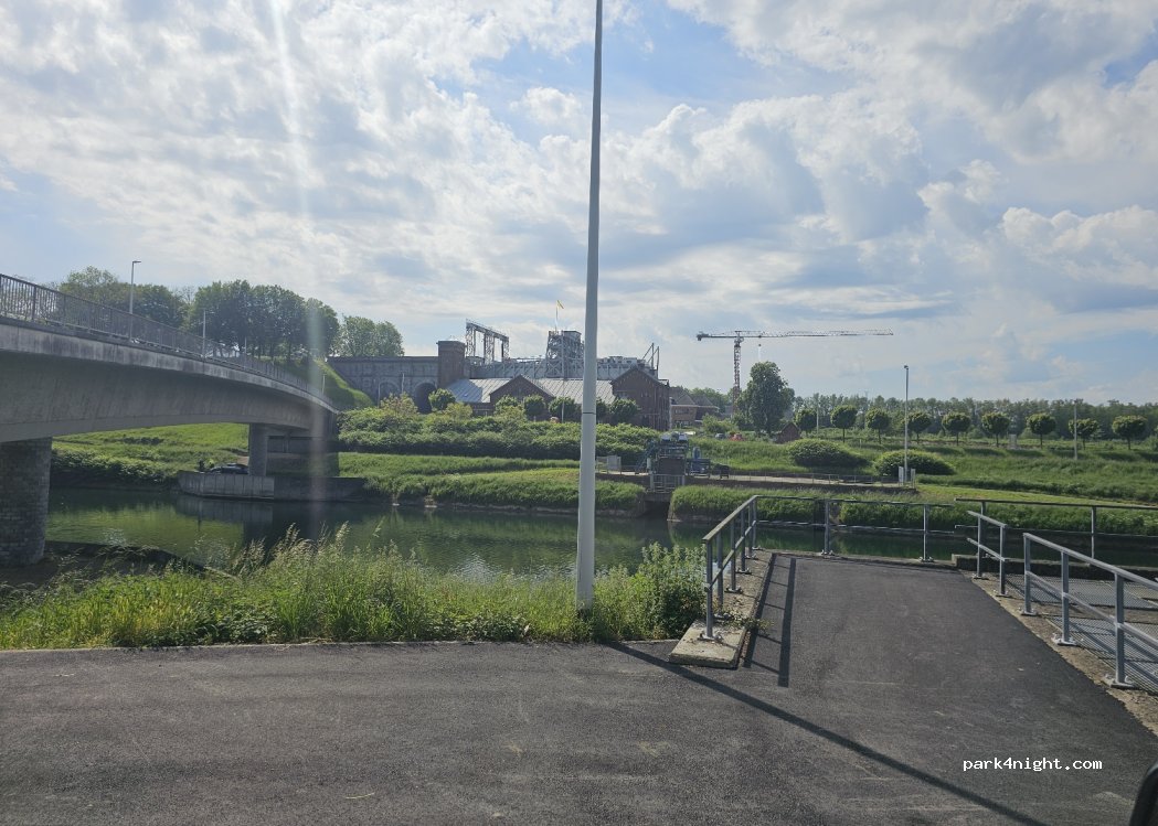 (7070) Le Roeulx - 2 Rue du Manoir Saint-Jean — foto 3