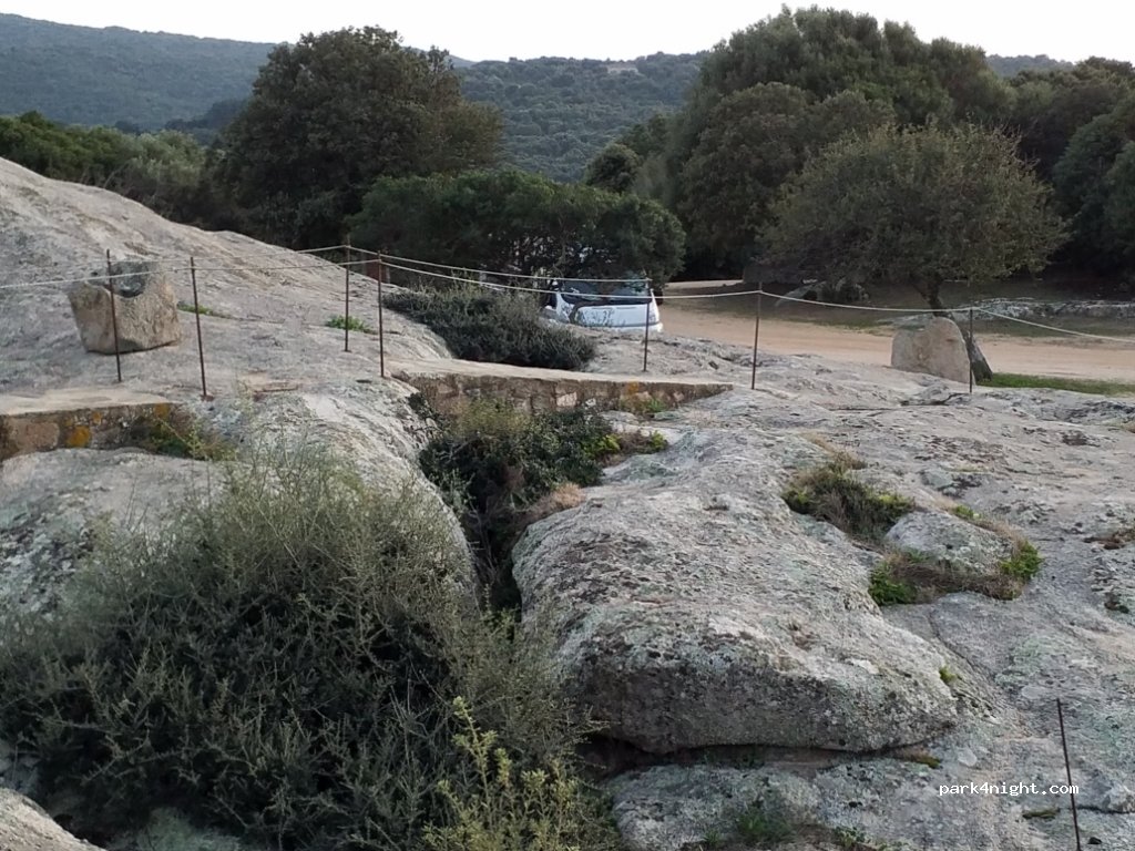(07020) Luogosanto - Strada per San Trano — foto