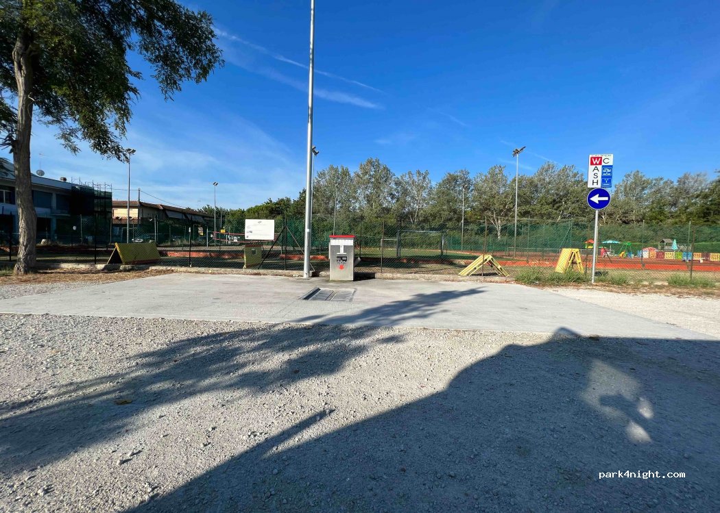 (47042) Cesenatico - 152 Viale dei Mille — foto 2