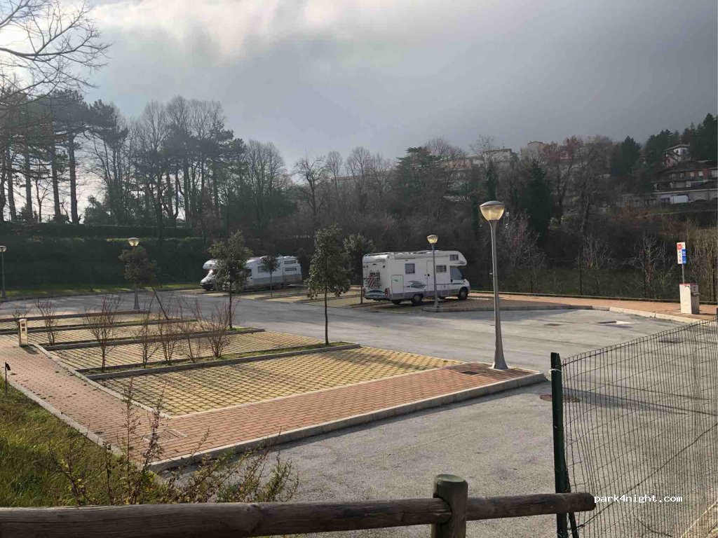 Area Sosta Camper Cingoli — foto 2