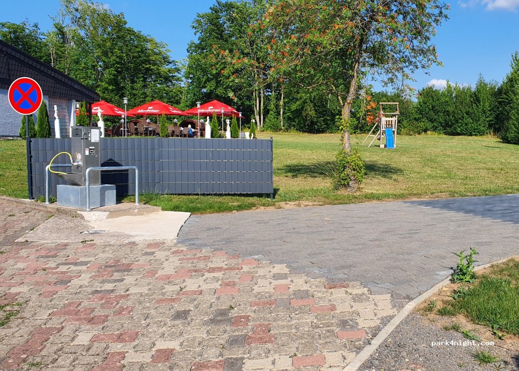 (37627) Stadtoldendorf - 30-44 Linnenkämper Straße — foto 3