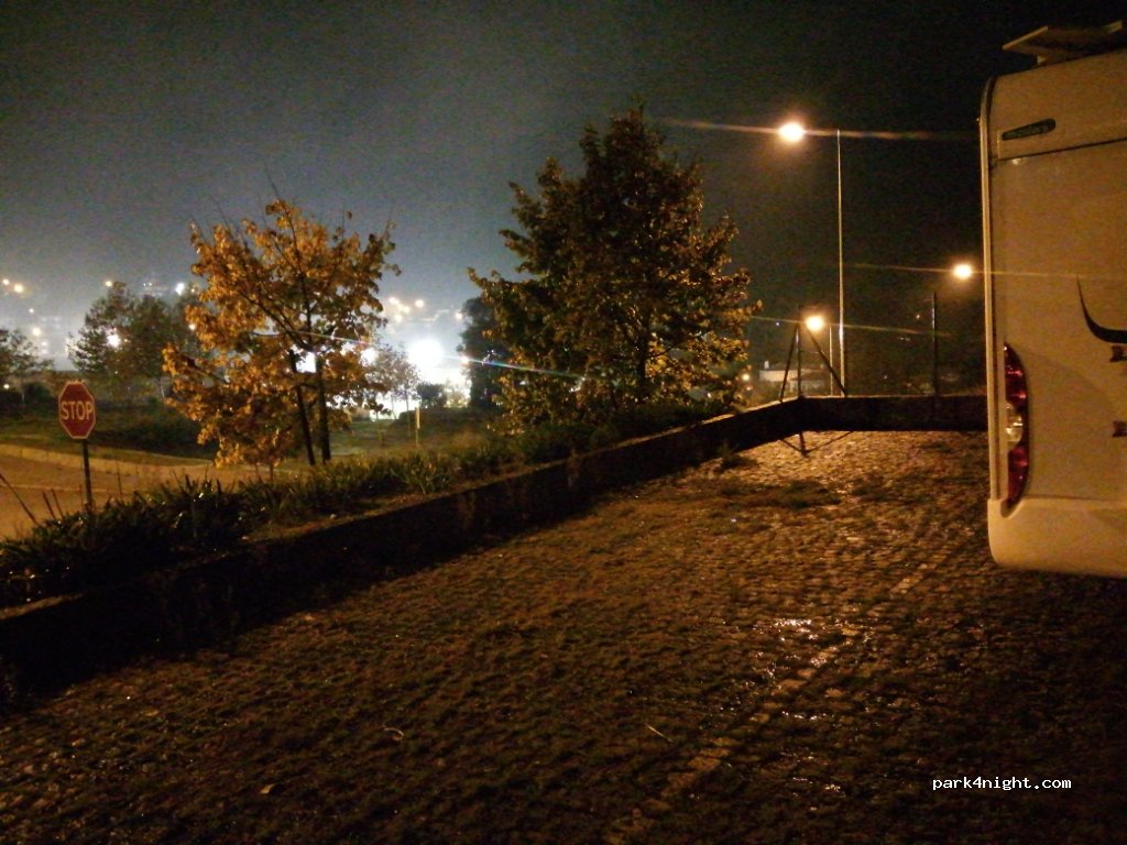 (4575-052) Alpendurada e Matos - F Avenida Francisco Sá Carneiro — foto 2
