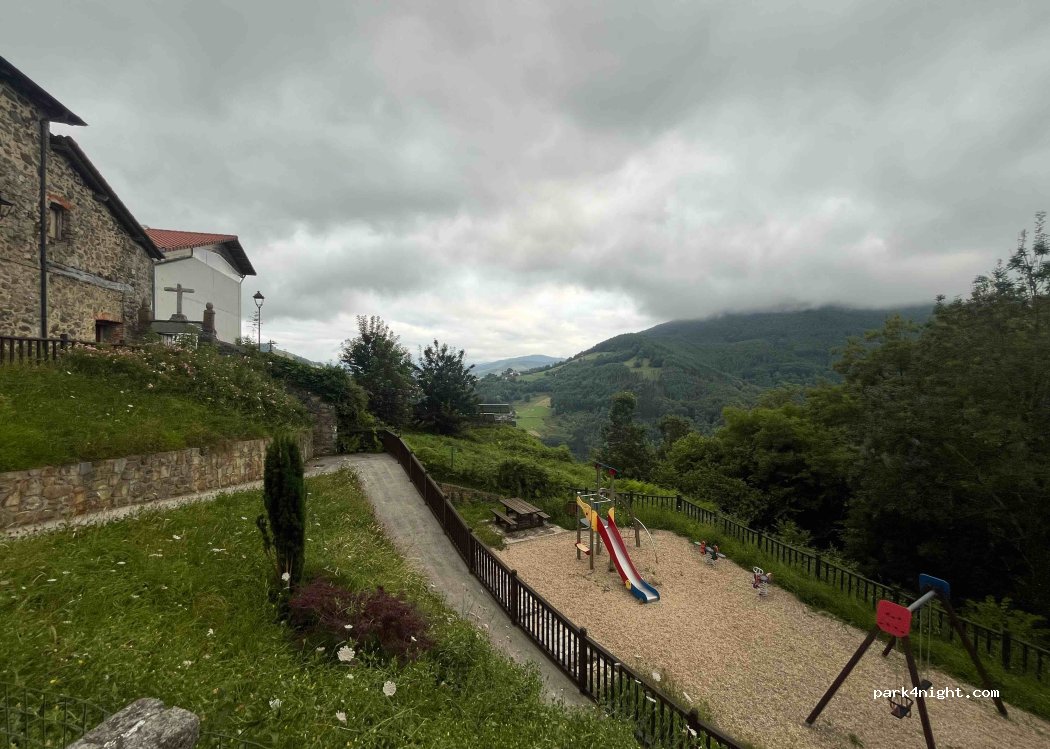 (20700) Zumarraga - 23 Aginaga Auzoa Auzoa — foto
