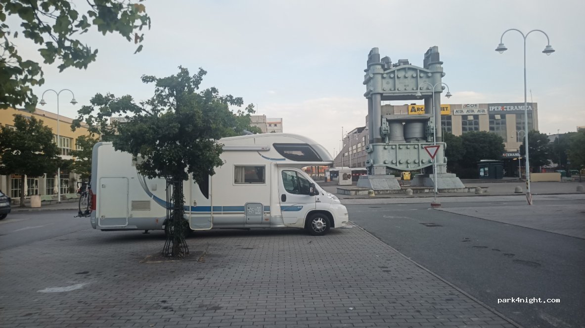 (16152) Genova - 46 Via Renata Bianchi — foto 2
