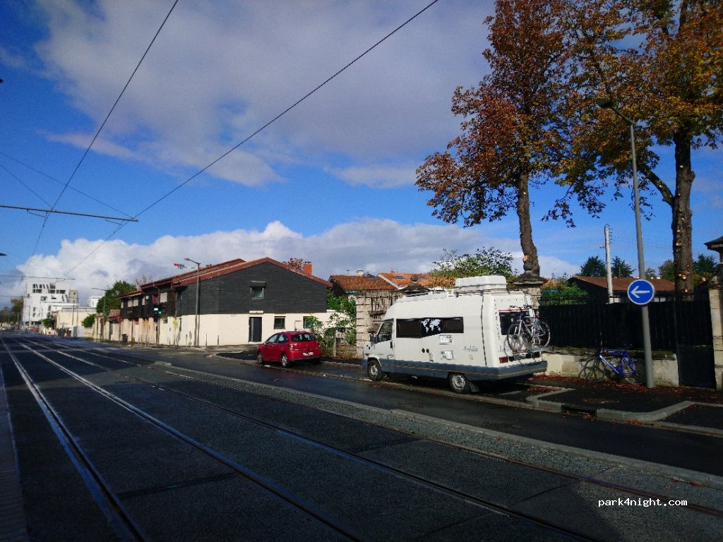 (33110) Le Bouscat - 238 Avenue de la Libération Charles de Gaulle — foto