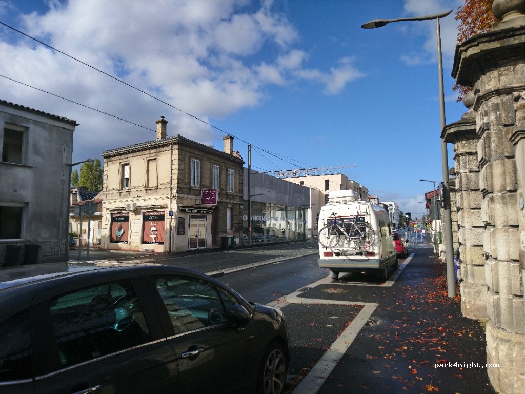 (33110) Le Bouscat - 238 Avenue de la Libération Charles de Gaulle — foto 2