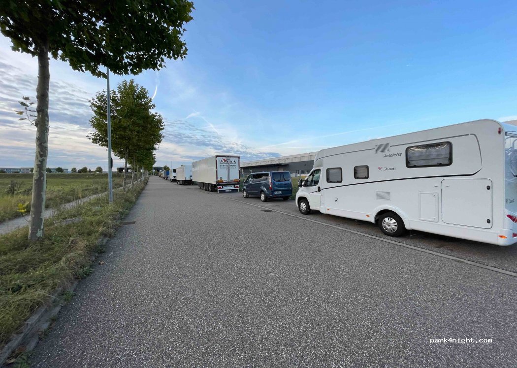 (74889) Sinsheim - 3 Dietmar-Hopp-Straße — foto
