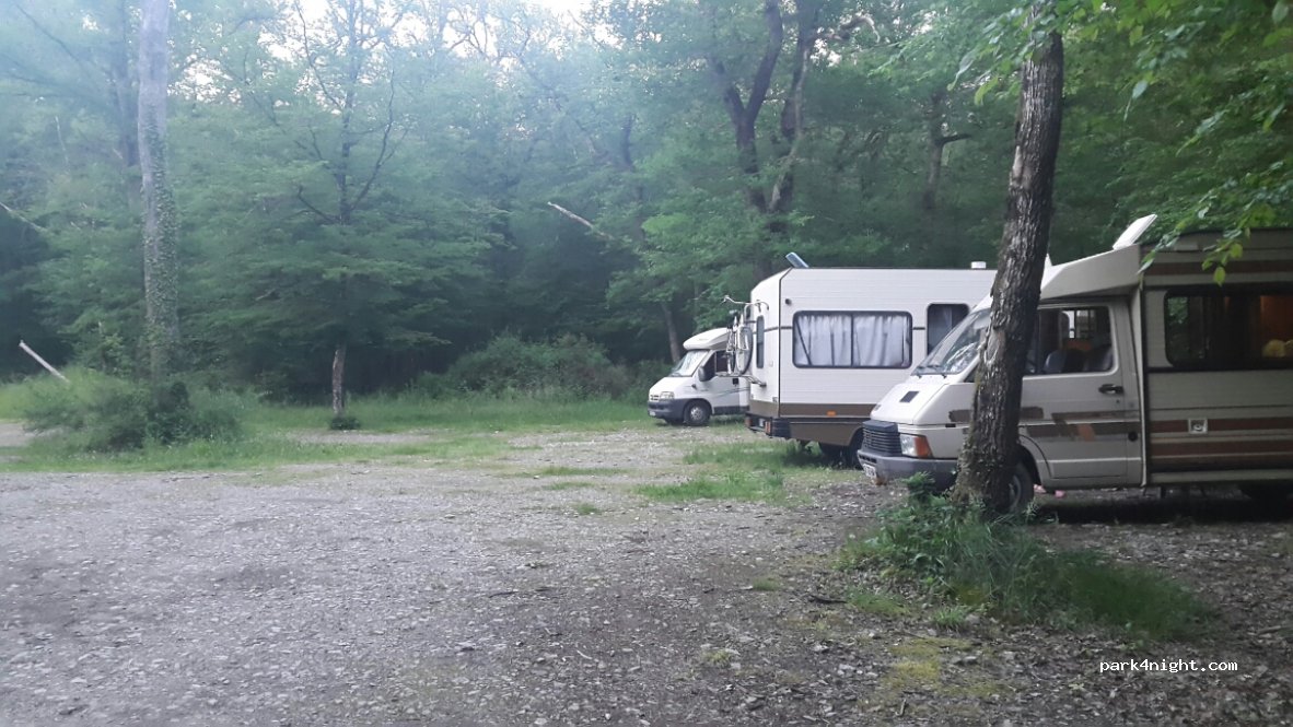 (81140) Castelnau-de-Montmiral - La Barraqué Basse — foto