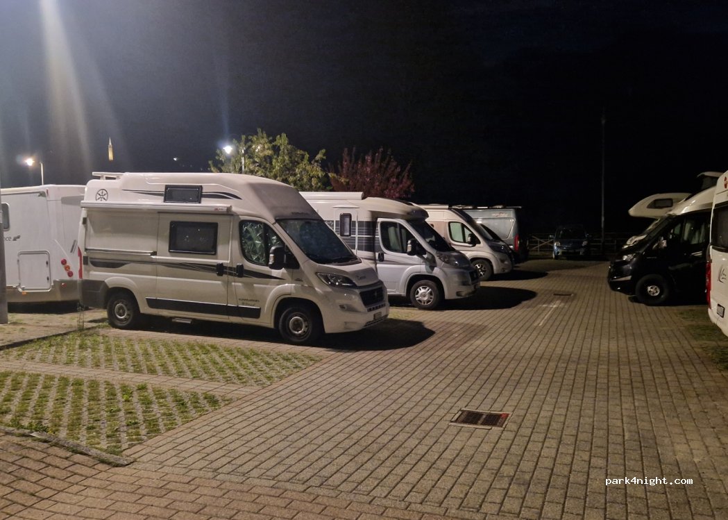 Area Sosta Camper — foto 3