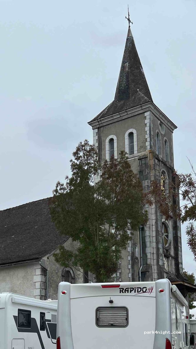 (64800) Bruges-Capbis-Mifaget - 1 Place de l'Église / Mifaget — foto 2