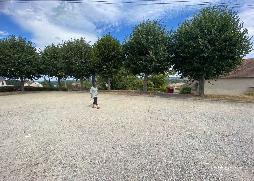 (03500) Monétay-sur-Allier - 14 Les Cours — foto
