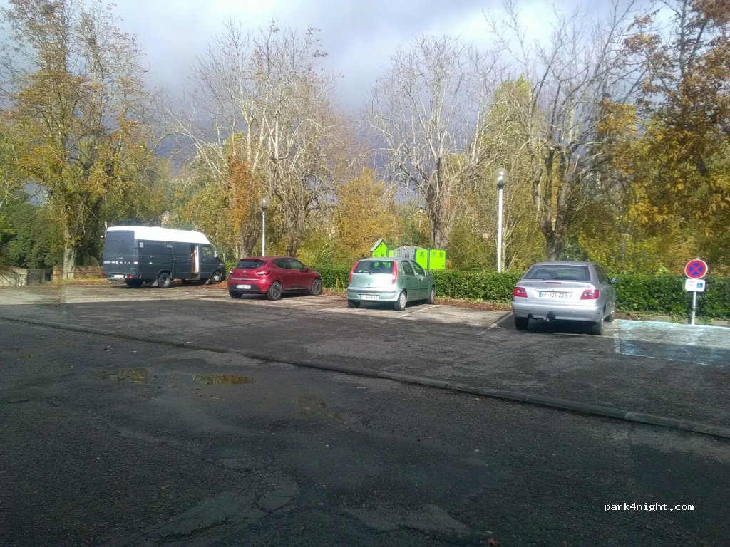 (82000) Montauban - 14 Quai du Docteur Lafforgue — foto