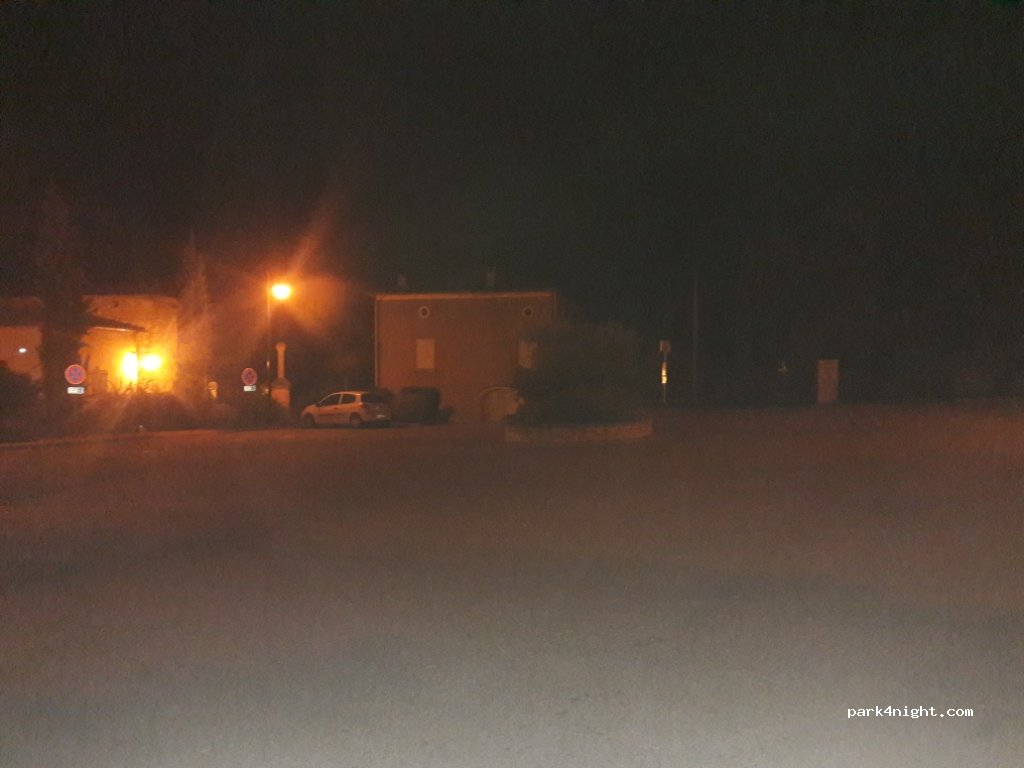 (30630) Saint-André-de-Roquepertuis - 9 rue Place de la Promenade — foto