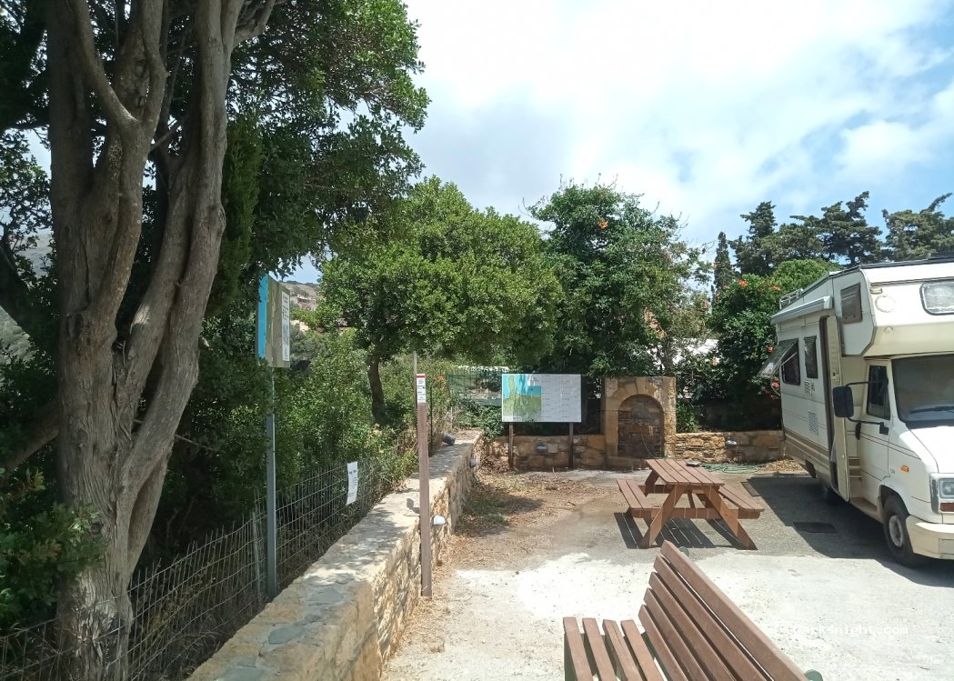 (730 06) Ravdoucha - Unnamed Road — foto 2