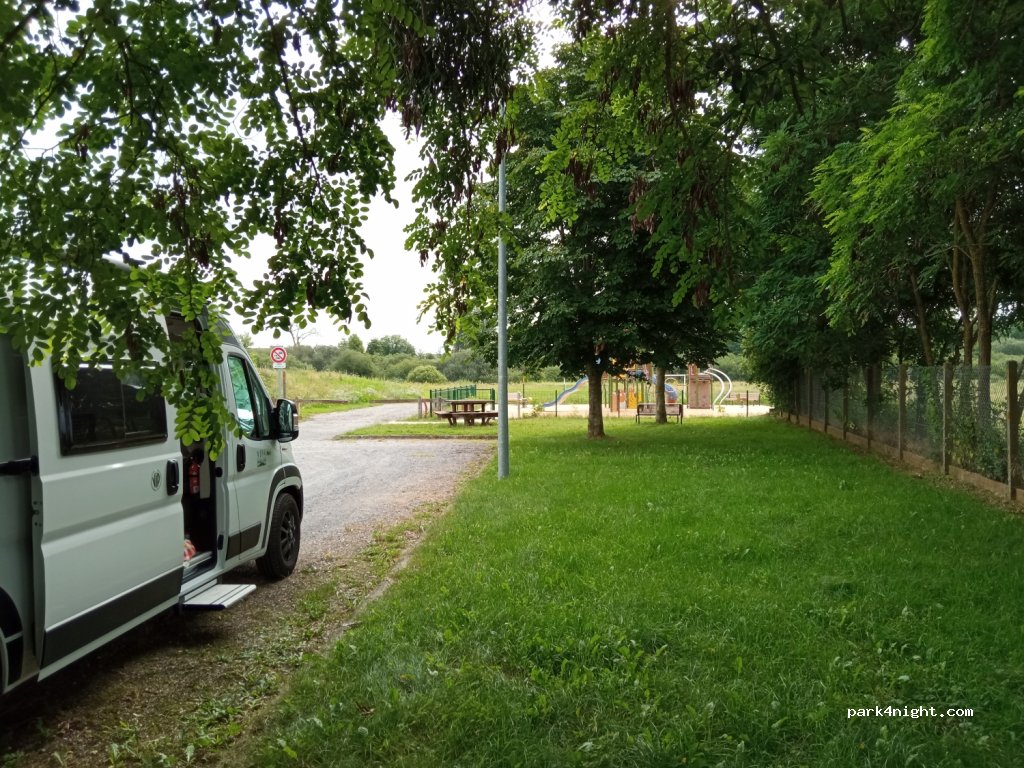 (02150) Sissonne - 58 Rue de Laon — foto 3