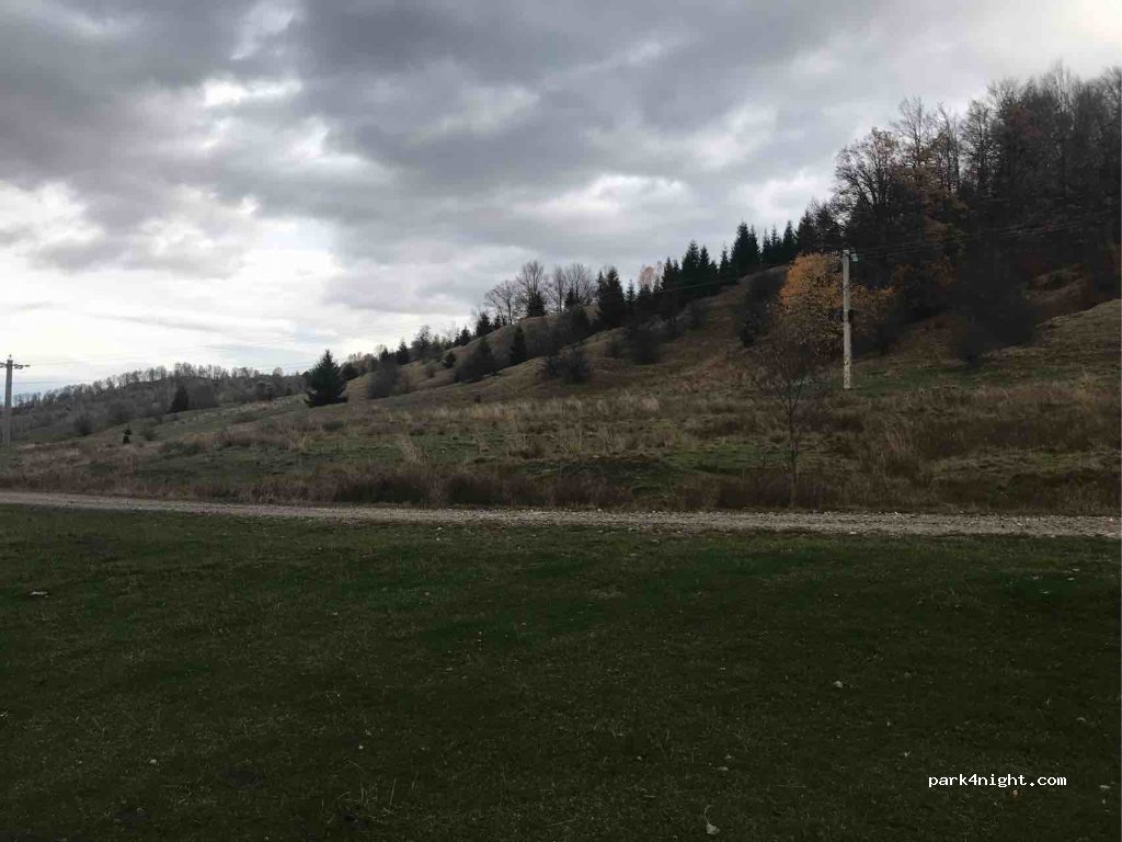 ()  - Unnamed Road — foto 2