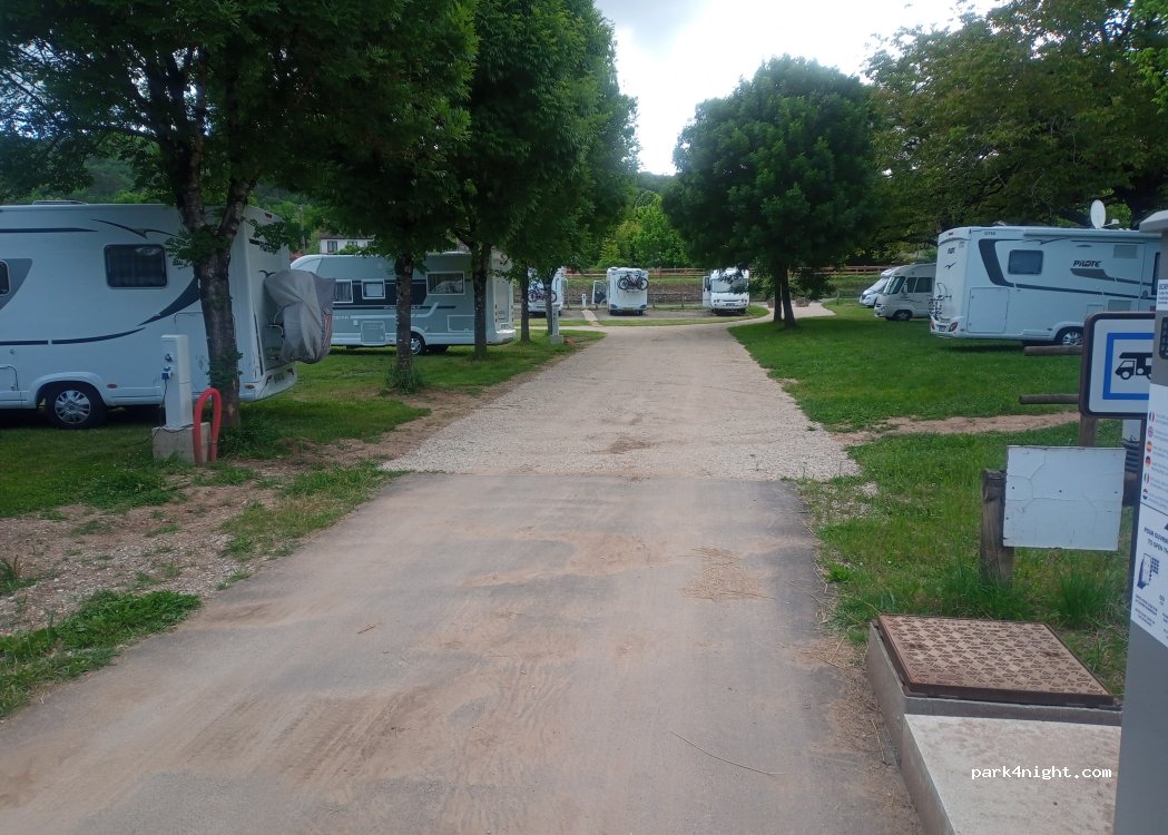 (24290) Saint-Léon-sur-Vézère - 70 Voie des 4 Routes — foto 5