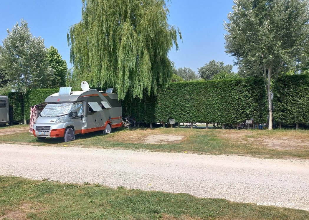 (30016) Lido di Jesolo - 13 Viale Oriente — foto