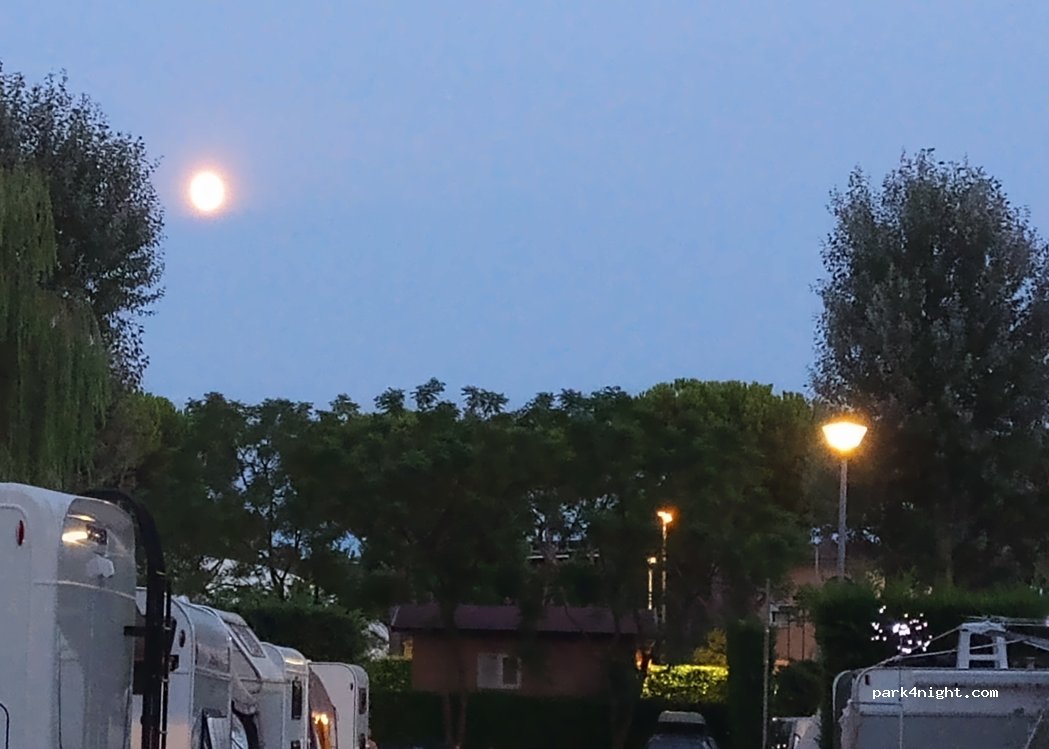 (30016) Lido di Jesolo - 13 Viale Oriente — foto 5