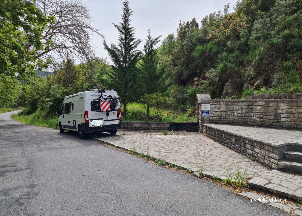 (270 61) Rovia - Ethniki Odos Megalopolis Andritsenas — foto 2