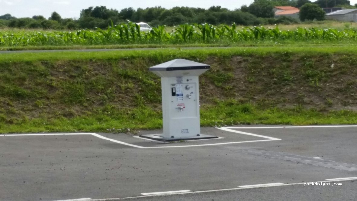 (17390) La Tremblade - 4 Zac des Bregaudières — foto 2