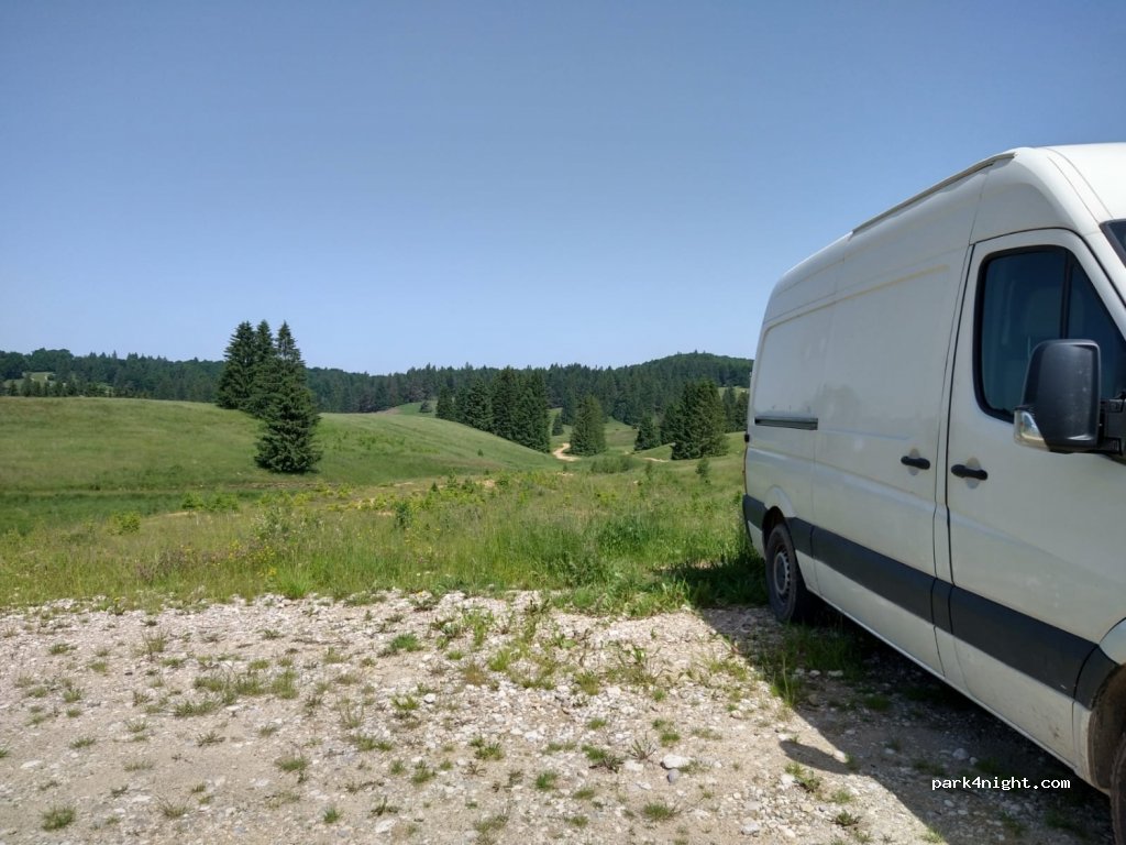 () Poiana - Strada Doinașului — foto