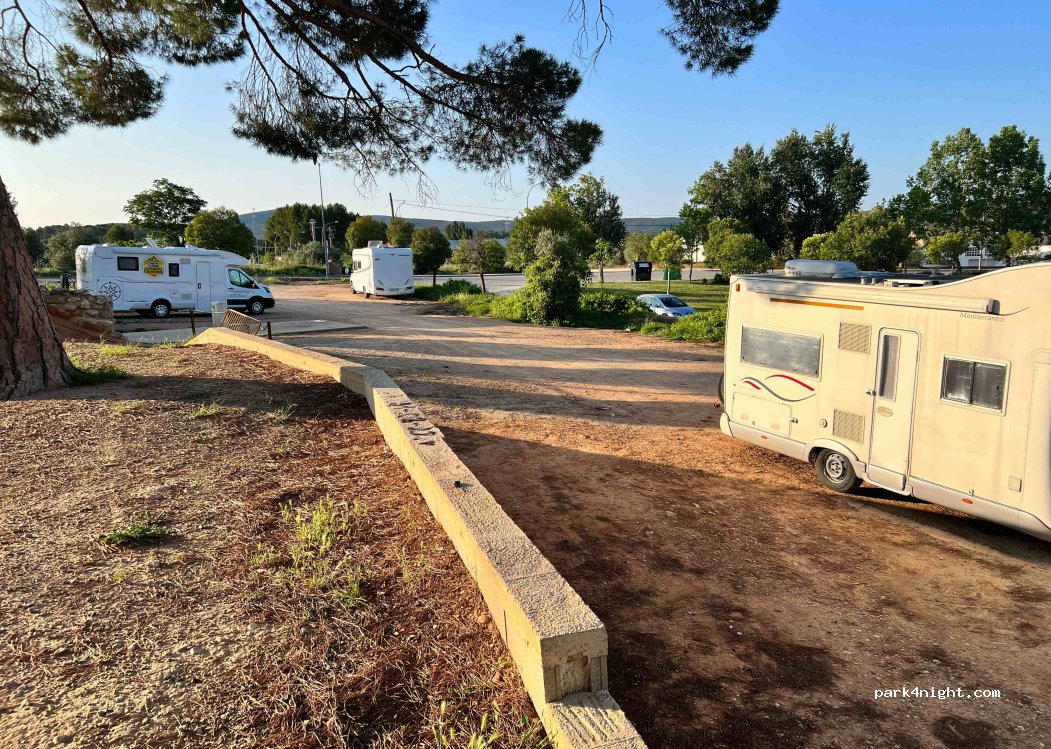 (46340) Requena - 5 Calle Cuatro Caminos — foto 3