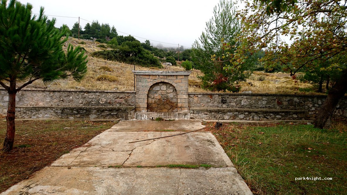 (190 12) Vilia - Eparchiaki Odos Inois-Porto Germenoy — foto 2