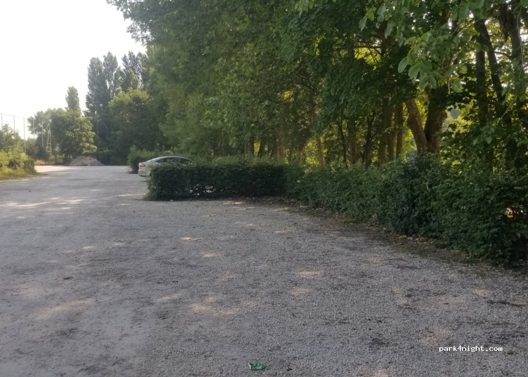 (77400) Lagny-sur-Marne - 2 Avenue Grouard — foto