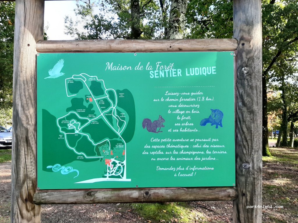 (17210) Montlieu-la-Garde - D730 — foto