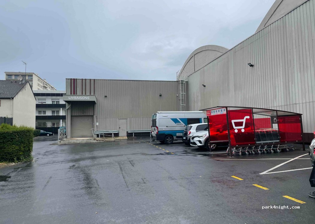 (51100) Reims - 8B Rue de la Pompelle — foto 4