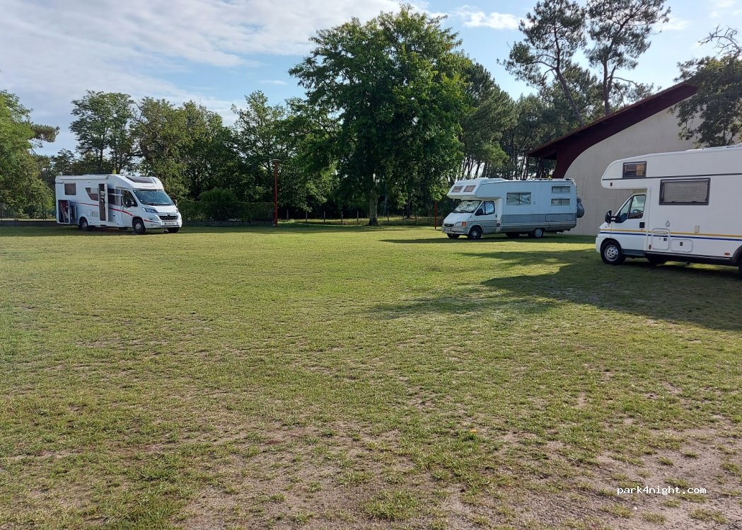 (40410) Pissos - 118 Rue des Blasions — foto 2