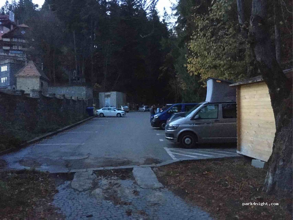 (106100) Sinaia - 2a Strada Mănăstirii — foto