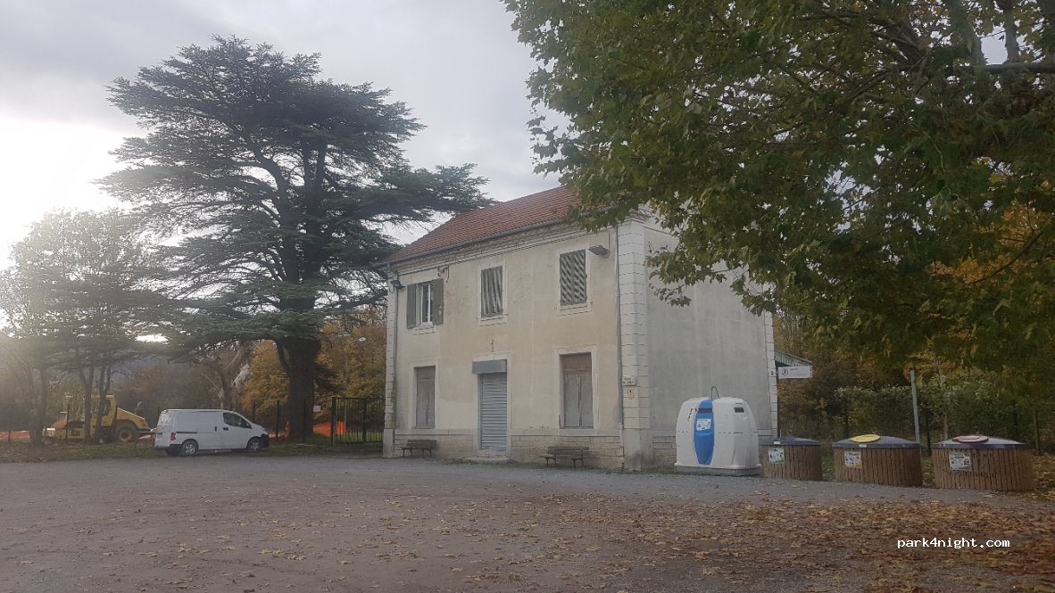 Aire de camping car Flo Bleu — foto