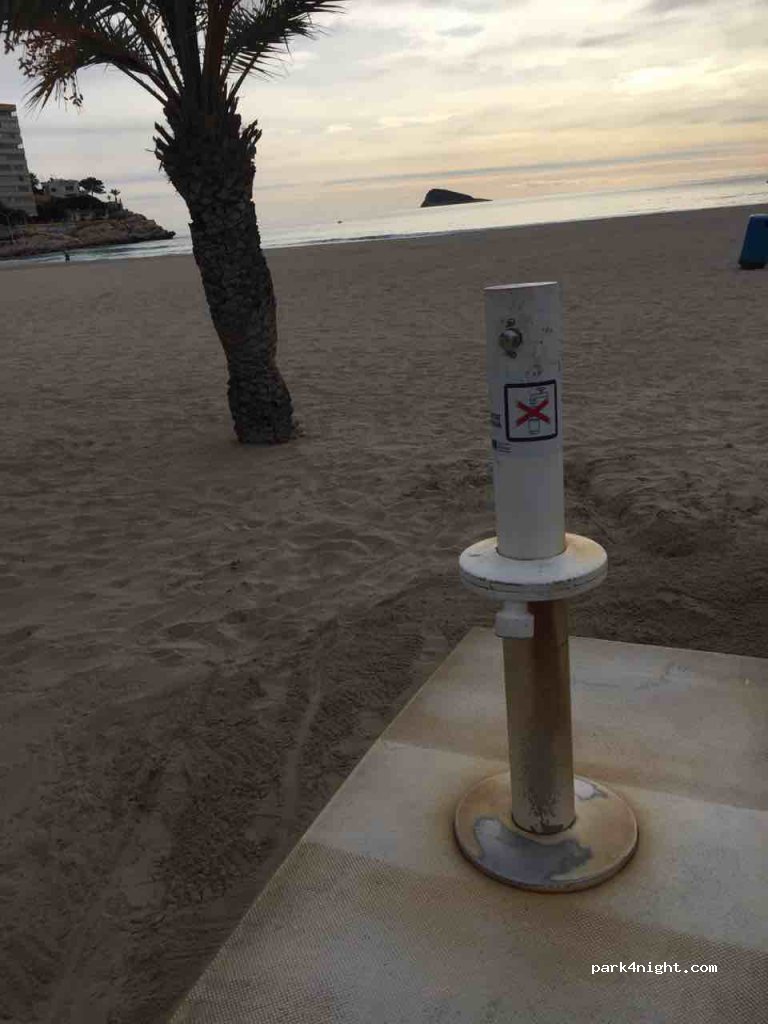(03570) Benidorm - 21 Avinguda dels Mariners de la Vila Joiosa — foto 2