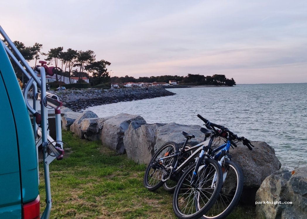 (17940) Rivedoux-Plage - 30 Avenue de la Corniche — foto 3