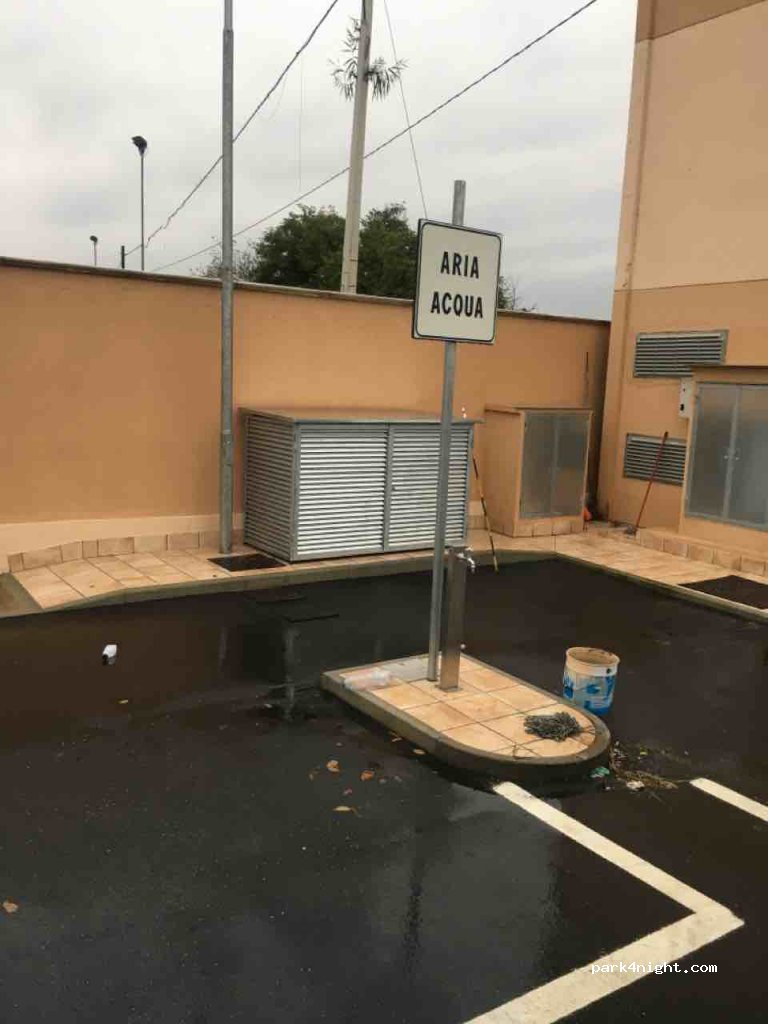 (15122) Alessandria - 2 Via della Stortigliona — foto